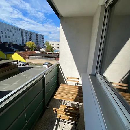Ruhiges Mit Balkon - Wohlfuehlen In Lejlighed Graz